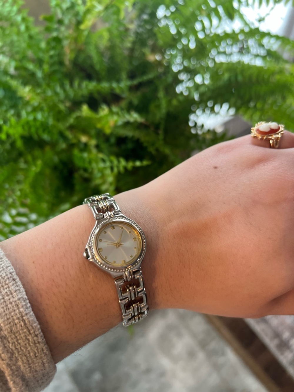 Vintage Classic Two-Tone Women's Bracelet Watch - Silver and Gold